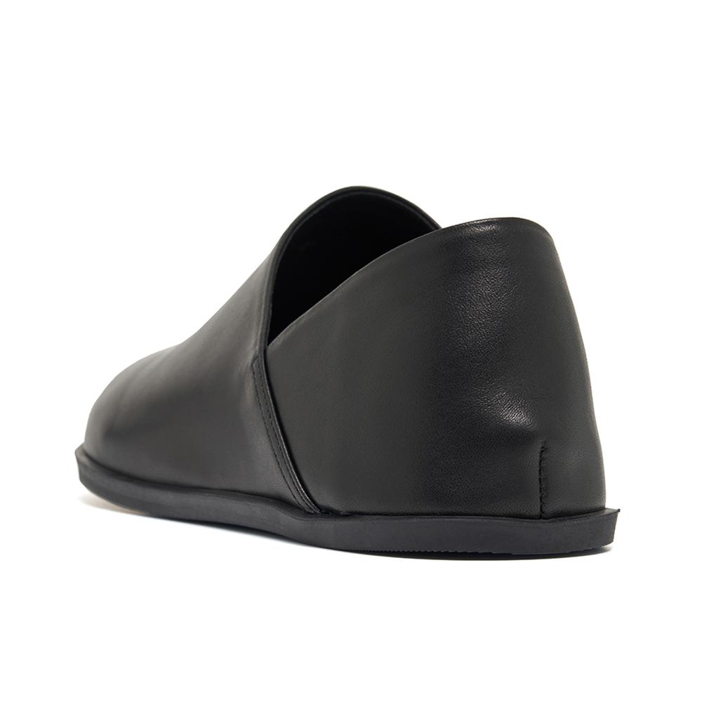 IS_241658_Dylan Silp On(Ivory)